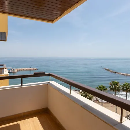 Dream Penthouse In Center With Sea Views * מארבלה